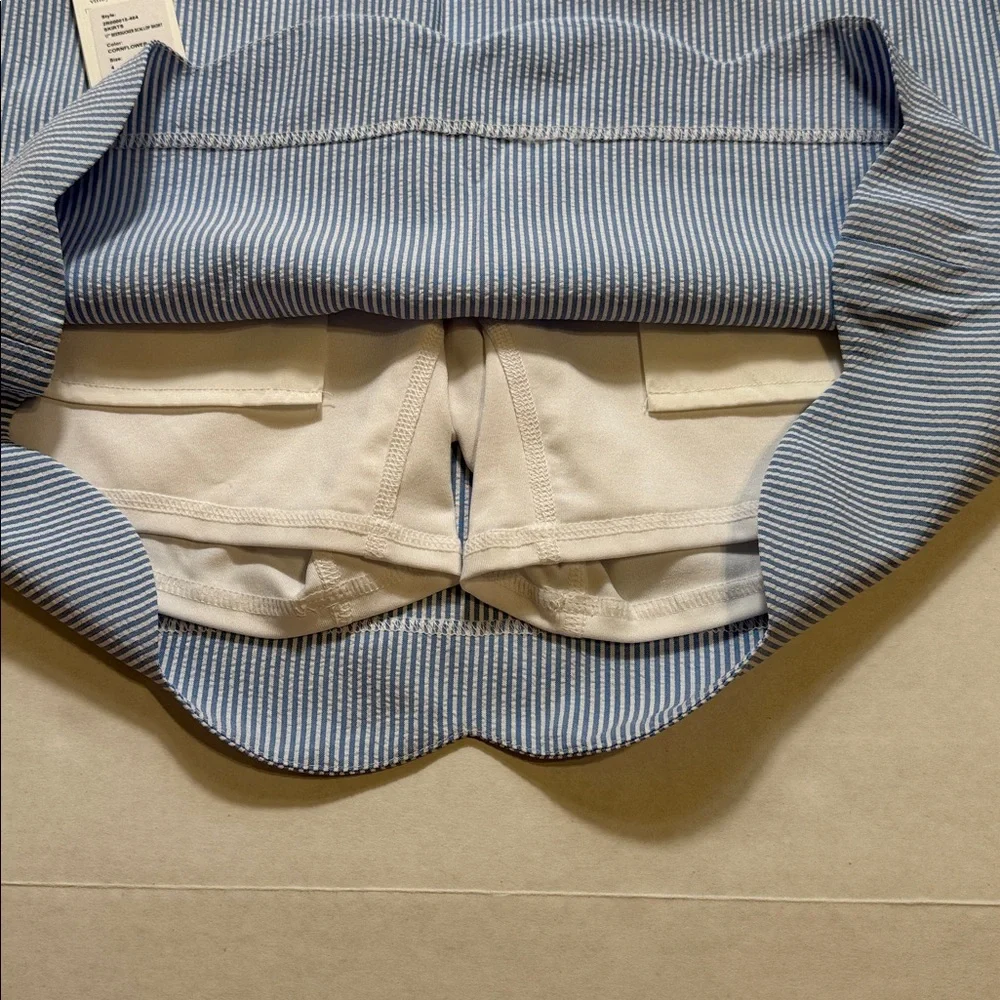 Vineyard Vines Seersucker Scalloped Performance Skort 17” - Picture 7 of 11